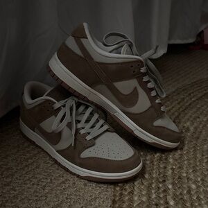 Nike Women's Brown and Cream Sneakers